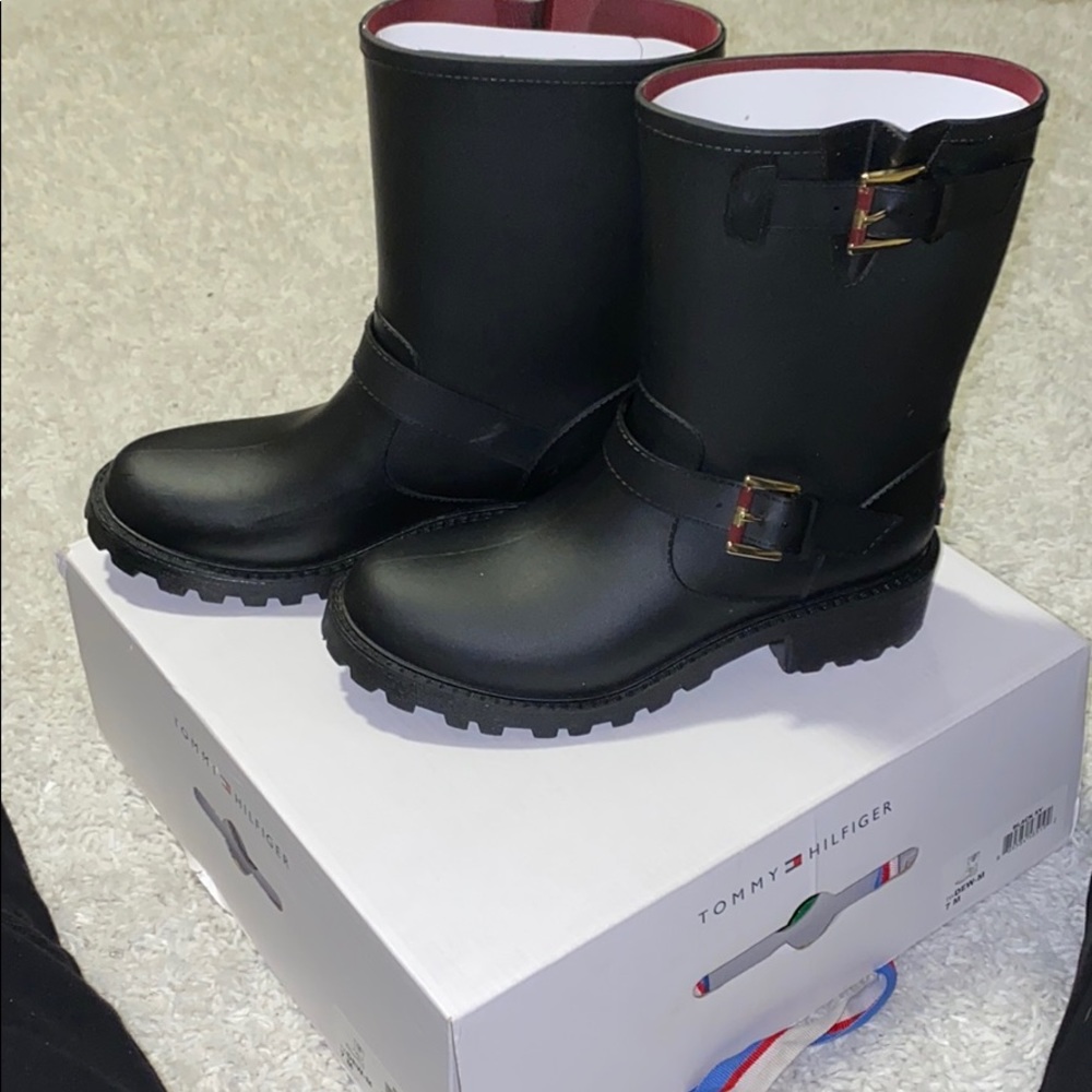 Tommy Hilfiger Buckle detail rain boots